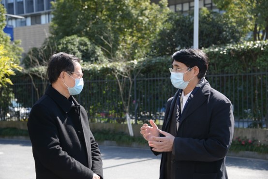 杭州市政協副主席謝雙成一行來我司考察防疫復工復產情況