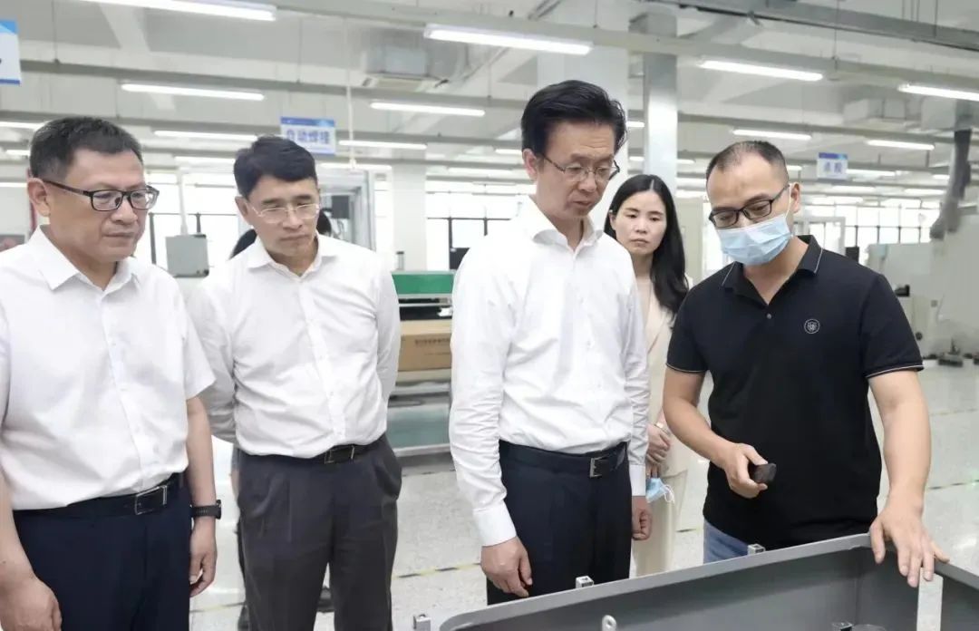 杭州市委常委、余杭區委書記劉穎走訪日風電氣
